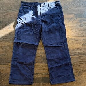 Vineyard Vines Navy Corduroy Straight-Leg Pants (great condition; wrinkle storag